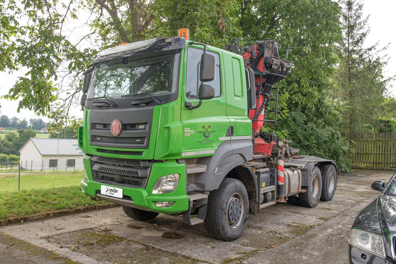 Tatra T 158 8P6R33 (nafta) 