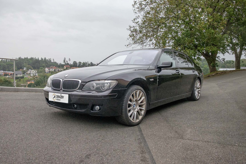 BMW 750 LI 765 (benzin) 