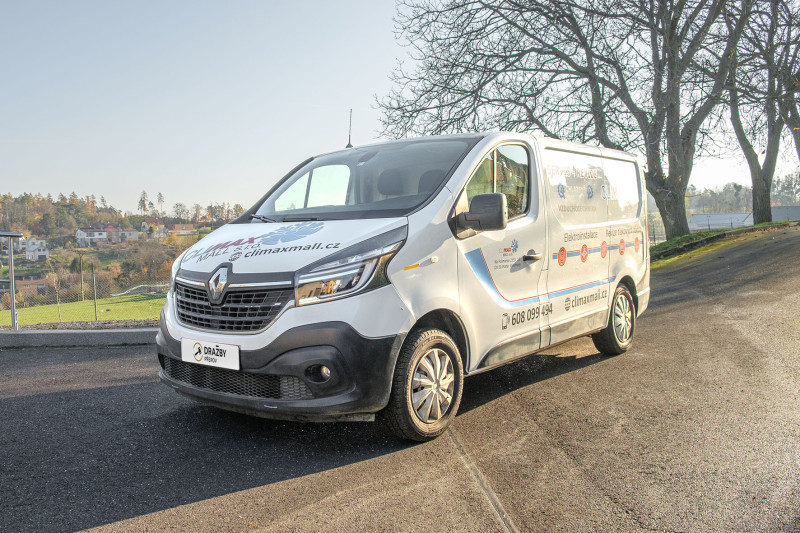 Renault Trafic (nafta) 