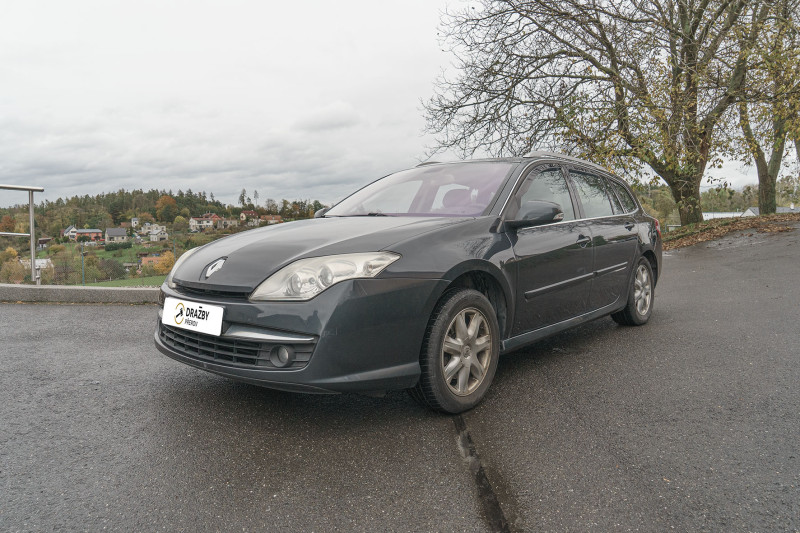 Renault Laguna (nafta) 