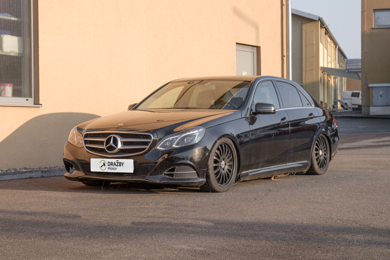 Mercedes-Benz E 250 CDI 4Matic (nafta) 