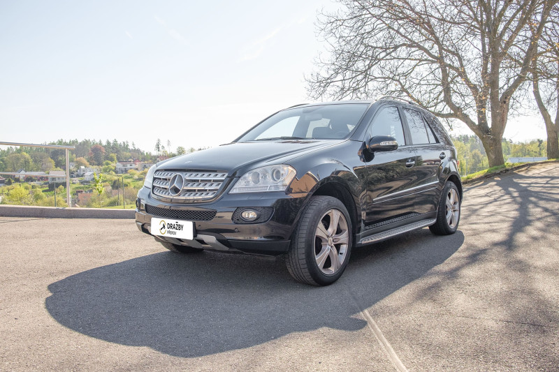 Mercedes-Benz ML 320 CDI 4-Matic (nafta) 