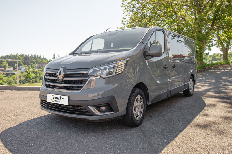Renault Trafic (nafta) 