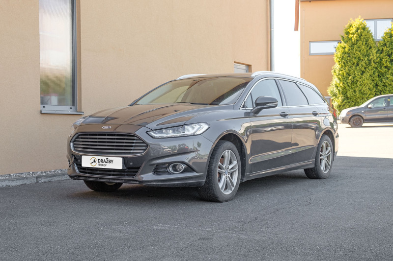 Ford Mondeo (nafta) 