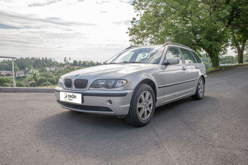 BMW 320i (benzin) 